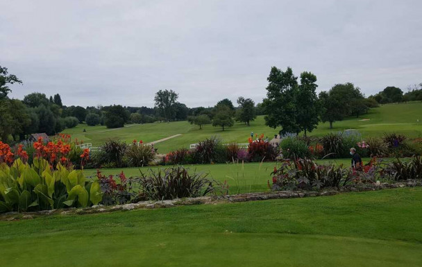 ST NOM LA BRETECHE 20 08 21